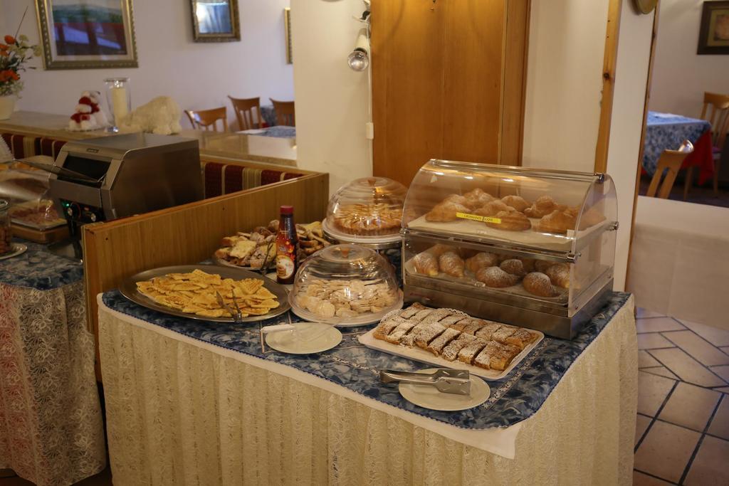 Park Hotel Mater Dei Поцца-ди-Фасса Экстерьер фото