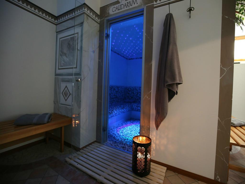 Park Hotel Mater Dei Поцца-ди-Фасса Экстерьер фото